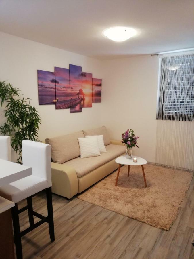 Nokturno Apartment, Self Check-In Poreč Exteriör bild