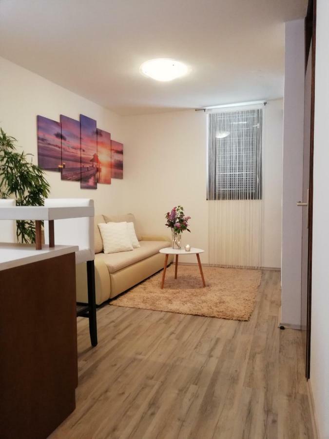 Nokturno Apartment, Self Check-In Poreč Exteriör bild