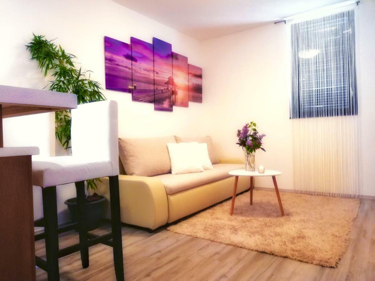 Nokturno Apartment, Self Check-In Poreč Exteriör bild
